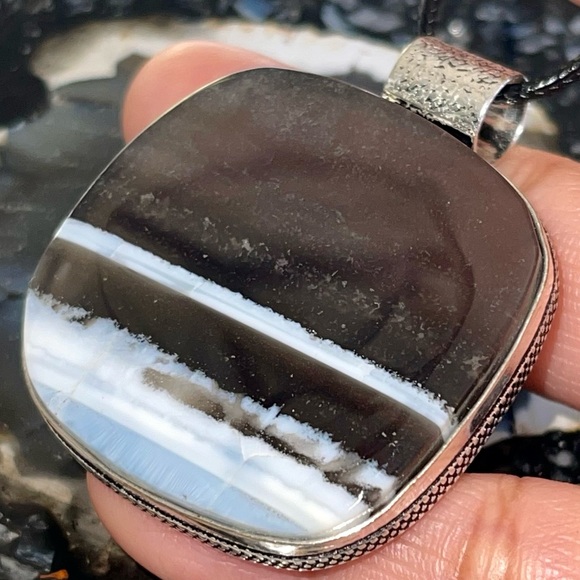 Owyhee Opal Pendant 1 7/8” - Picture 3 of 11